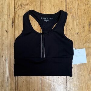 Beyond Yoga Black Front-Zip Racerback Sports Bra